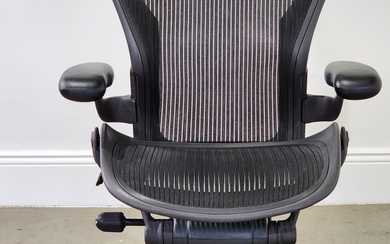 Herman Miller Aeron office chair (Size B) (h:106 x w:20...