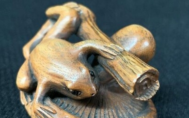 Japanese Carved Wood Netsuke Frog On Mushroom