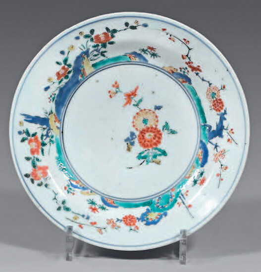 Japanese porcelain plate. Late 17th century.