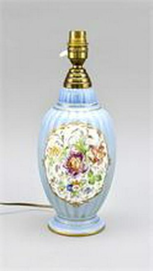 Lamp, c. 1900, ovoid vase as a lamp base, on the front