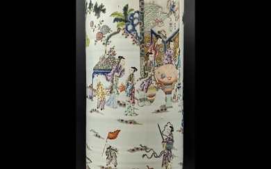 Large 19th Century Chinese Famille Rose Porcelain Umbrella Stand