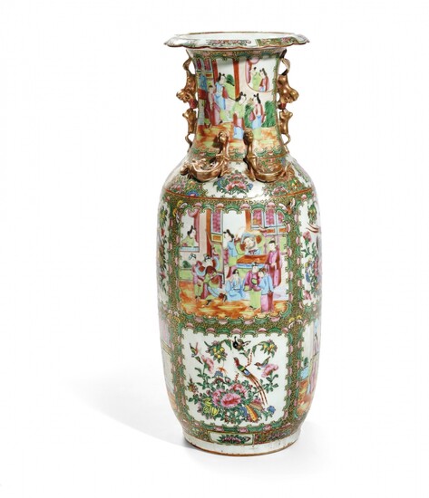 Large polychrome porcelain baluster vase Japan, Meiji period