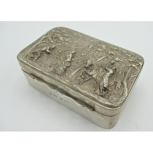 Late Victorian silver table snuff box with repousse lid and ...