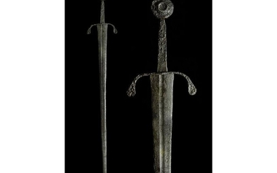MEDIEVAL IRON SWORD WITH HANDLE AND INLAY