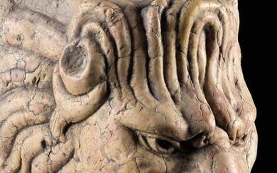 Non présenté-MODILLON EN MARBRE sculpté en forme de tête de lionVenise, XVIe siècleMarbre de VéroneH....