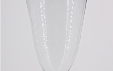 Manifattura di Murano Grande vaso a calice in vetro soffiato grigio chiaro trasp