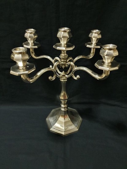 Minimalist design candelabrum - .800 silver - Italy - Second half 20th century