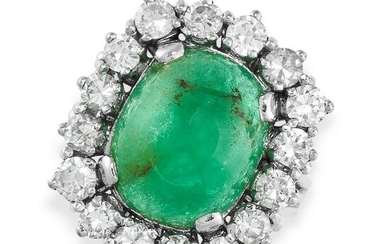 NO RESERVE - AN EMERALD AND DIAMOND CLUSTER RING