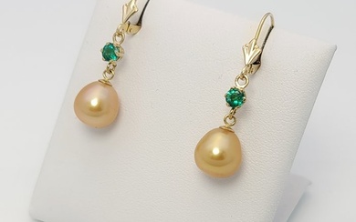 No reserve price - 14 kt. Gold - Earrings Golden South Sea Pearl - Emeralds