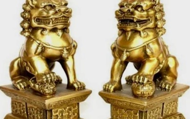 Ornate Gold Tone Chinese Temple Guardian Foo Dog Lions
