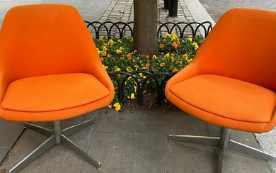 Pair Vintage Knoll Steelcase Barrel Back Chairs