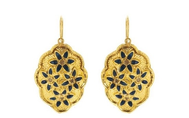 Pair of portuguese gold earrings