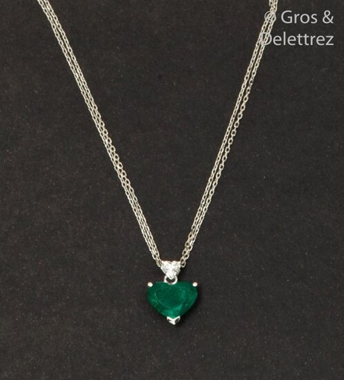 Pendant in white gold, adorned with a heart-cut...