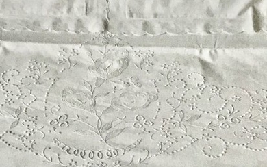 Refined bed linen - Cotton - Second half 20th century