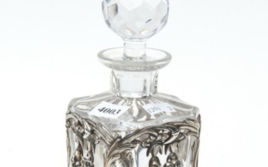 SILVER MOUNTED CRYSTAL DECANTER H.21CM