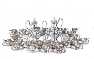 SPANISH TEA AND COFFEE SET IN SILVER, MID 20TH CENTURY.