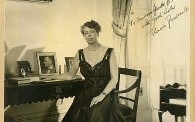 Signed Photo: Eleanor Roosevelt