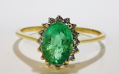 Sin Precio de Reserva - 14 kt. Yellow gold - Ring - 0.75 ct Emerald - Diamonds