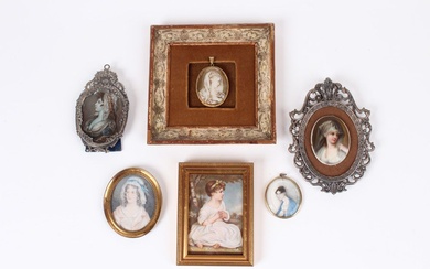 Six miniatures. Fin 19e s. Gouaches, un portrait en porcelaine ainsi qu'une gemme. H :...
