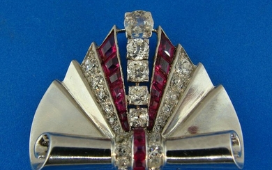 Van Cleef & Arpels Diamond Ruby Platinum CLIP Pin