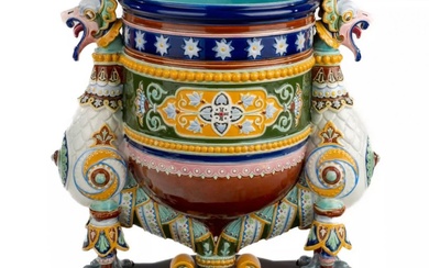 Vase in neo-Russian style. Kuznetsovs factory in Dulevo, 1890