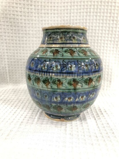 Vase old Armenian ceramic is sealed and has at the bottom slight defects 21x11 cm