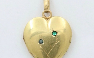 Victorian 18K Gold Heart-Shaped Locket, Antique Thistle Flower Pendant