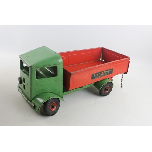 Vintage TRIANG TRANSPORT Tinplate Truck with Tipper