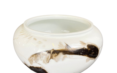 白釉鱼纹碗 WHITE GLAZED BOWL
