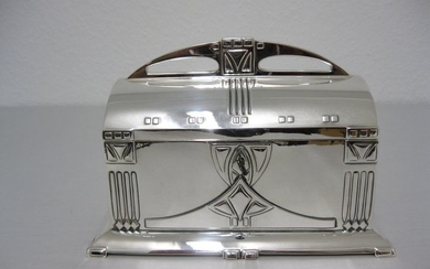 WMF - Art Nouveau lidded box