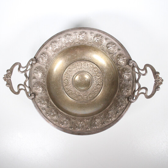 WMF. 'Table top bowl', silver plated, ca. 1880-1918.