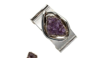 Walter Arnesen - An amethyst bangle, together with a ring, first, the bangle with an abstract