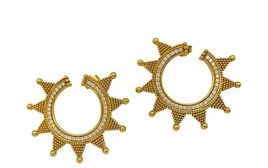Zolotas - 18 kt. Yellow gold - Earrings - Diamonds