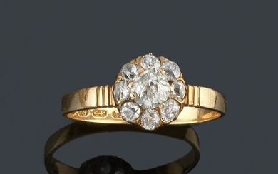 Ring with central rosette of old cut diamonds in 18K