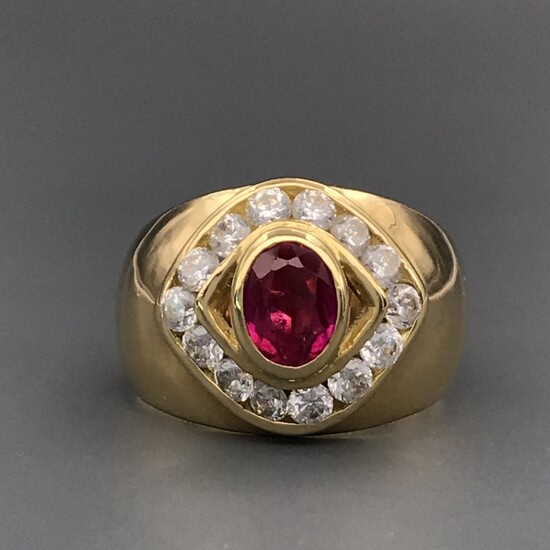 18 kt yellow gold 750 carat ring with zircons and ruby