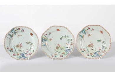 3 18TH-CENTURY CHINESE FAMILLE ROSE PLATES