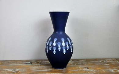 Beautiful Mid- Century Modern Blue Ceramic Vase With