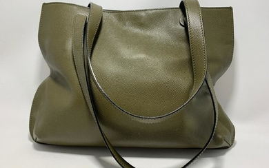 CHANEL SIGNED CAVIAR LEATHER OLIVE GREEN PURSE BAG