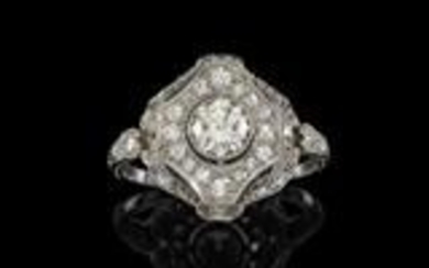 A diamond ring total weight c. 0.90 ct