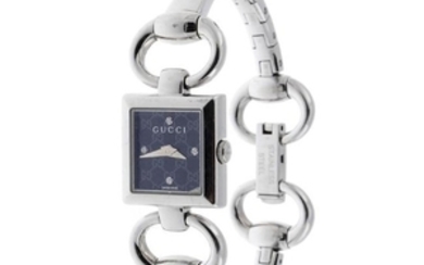 GUCCI - a lady's bracelet watch. Stainless steel case.