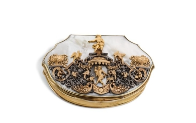 A SILVER-GILT SNUFF BOX WITH MOTHER OF PEARL, GOLD AND SILVER LID, PROBABLY JOHANN MELCHIOR DINGLINGER, DRESDEN, CIRCA 1720