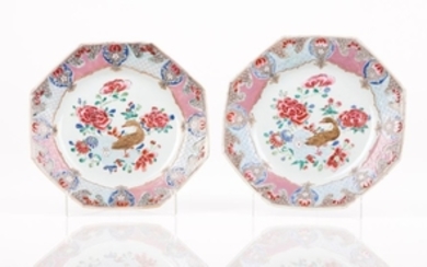 A pair of octogonal plates Chinese export porcelai…