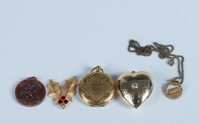 5pc Gold Tone Lockets and Charms