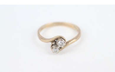 9ct gold vintage diamond toi et moi ring, claw set, total di...
