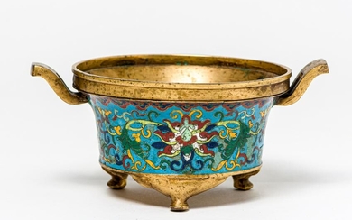 A CHINESE GILDED BRONZE TRIPOD CENSER WITH