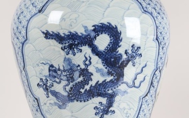 A Chinese Dragon-decorating Ancient-framing Blue and White Porcelain Vase
