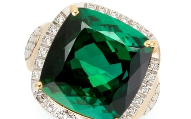 A GREEN TOURMALINE AND DIAMOND RING in yellow gold, set