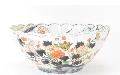 A Japanese Edo period Arita Imari porcelain punch bowl, circ...
