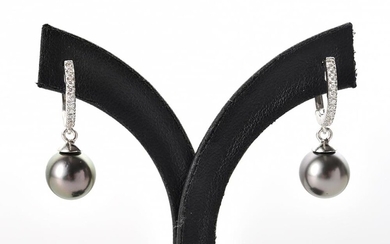 A PAIR OF TAHITIAN PEARL MEASURING 9.8MM AND CUBIC ZIRCONIA EARRINGS TO LEVER BACK HOOP FITTINGS IN SILVER
