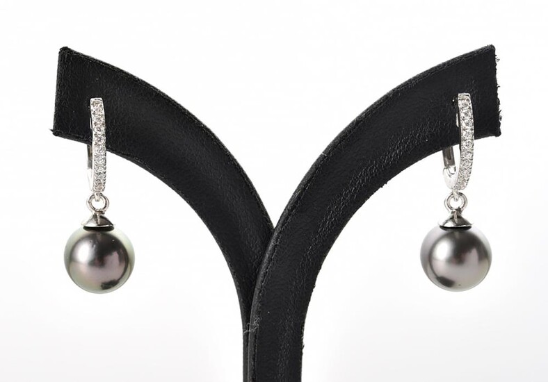 A PAIR OF TAHITIAN PEARL MEASURING 9.8MM AND CUBIC ZIRCONIA EARRINGS TO LEVER BACK HOOP FITTINGS IN SILVER
